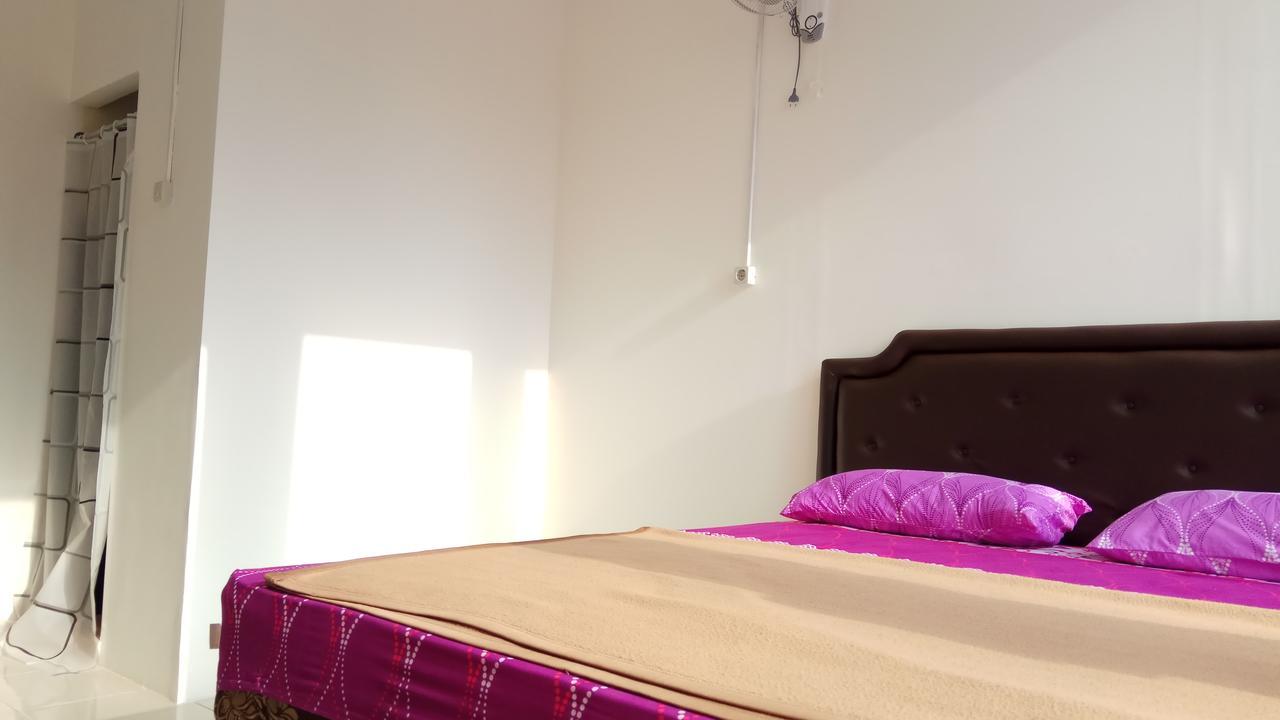 Kavie Hostel Malang Ngoại thất bức ảnh